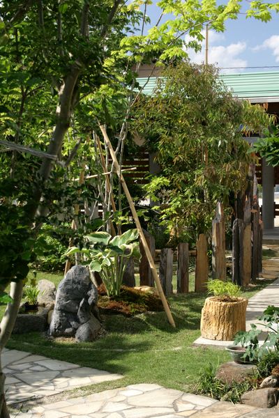 岐阜県中津川市K様邸洋風庭園エクステリア施工 昼の様子